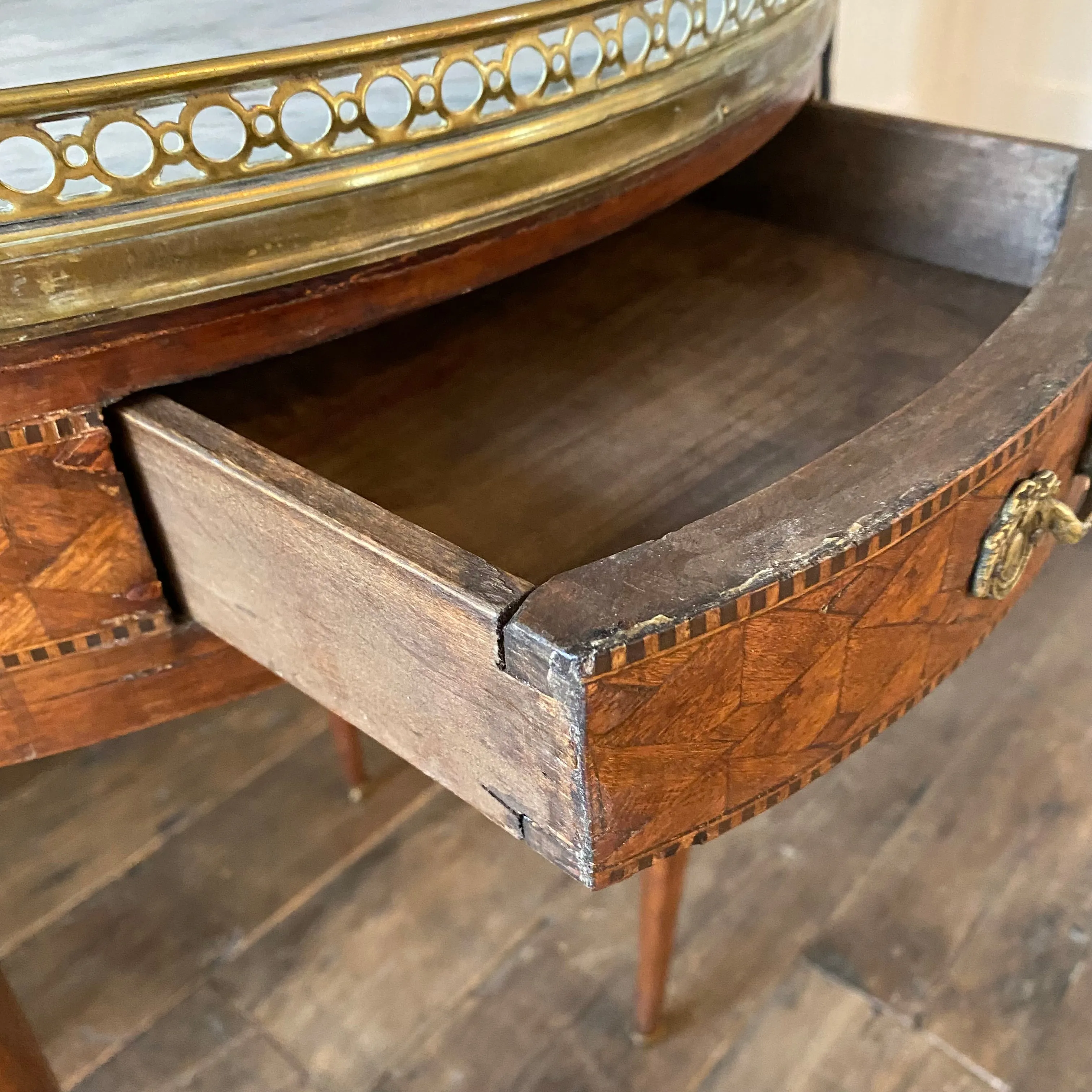 19th Century French Round Carrera Marble Top Side Table, Accent Table or Bouillotte Table with Original Exquisite Napoleonic Figural Pulls and Bronze Gallery