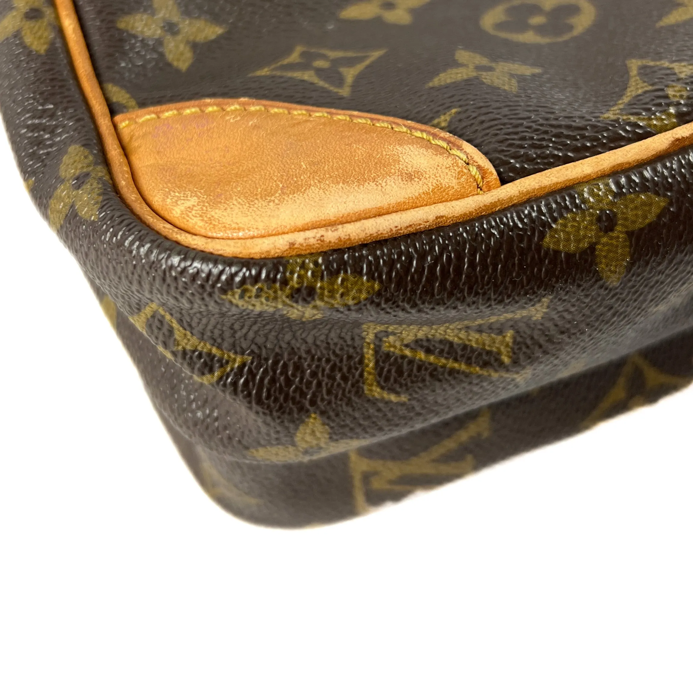 Louis Vuitton monogram vintage Amazon crossbody 843